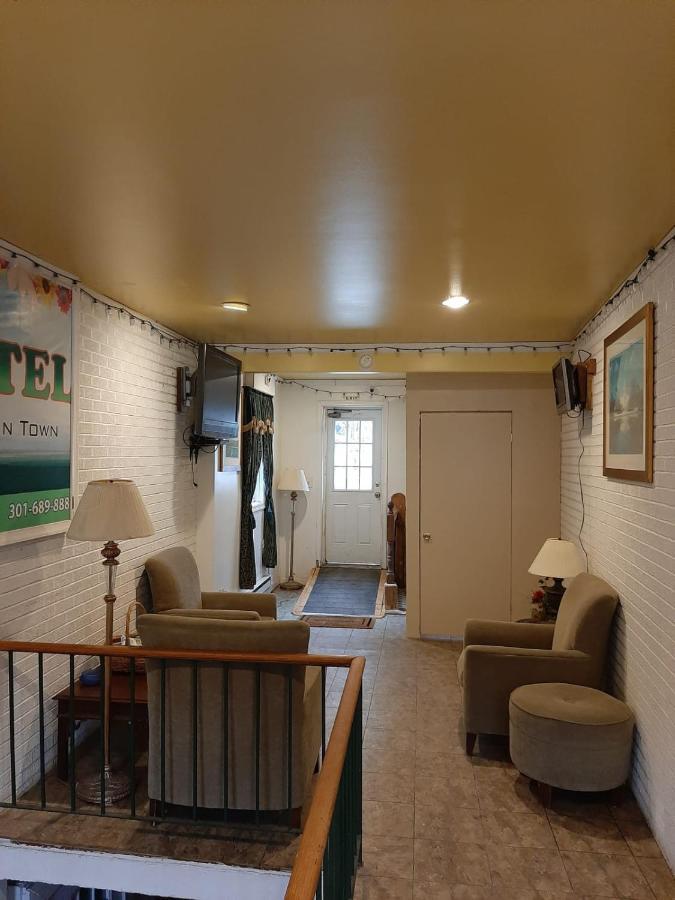 Clarysville Motel